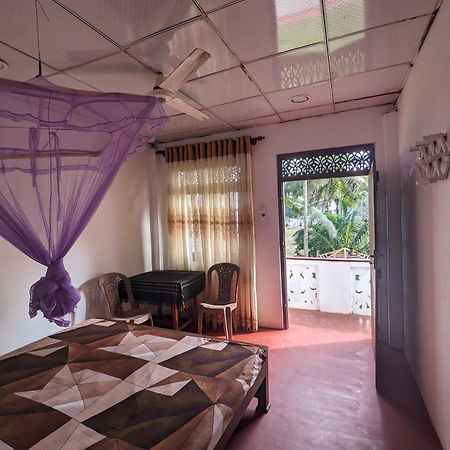 Tropical Point Inn Матара Экстерьер фото